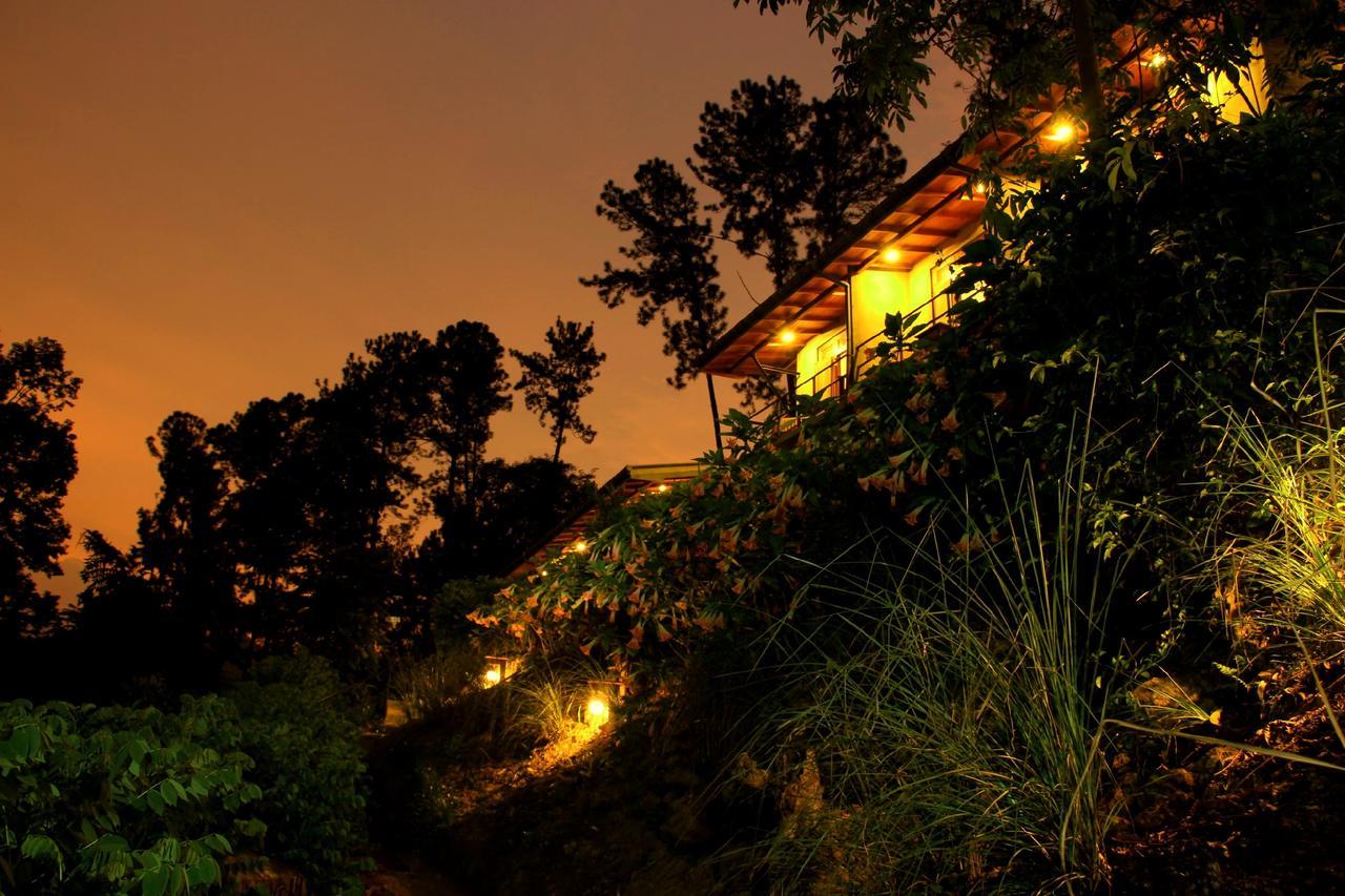 Rowinrich Cottages Ella Exterior photo